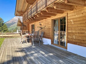 Outdoor dining - La Suisse Normande by Interhome (Les Diablerets)