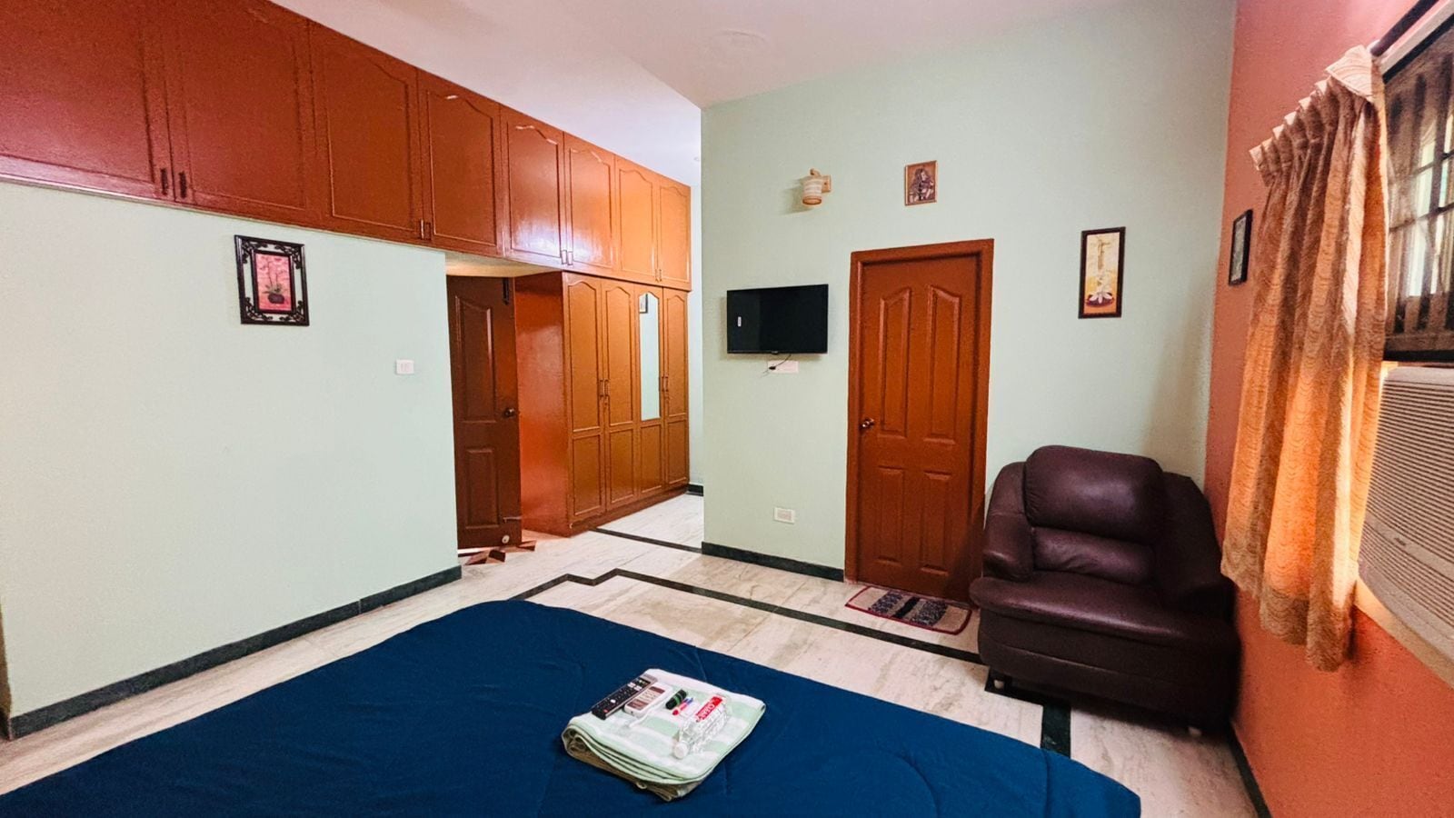 Habitación Gallery | Escritorio, espacio para trabajar con un portátil, wifi gratis