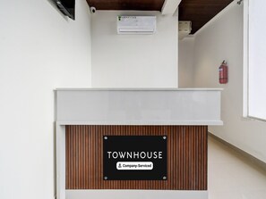 Reception - Townhouse Badangpet Crossway Hyderabad (Hyderabad)