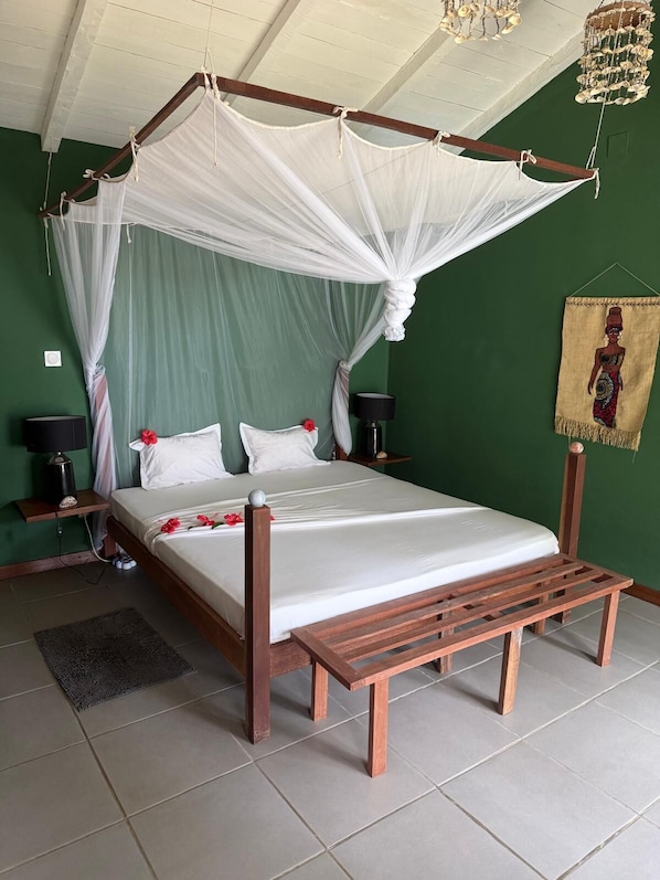 3 bedrooms, WiFi, bed sheets