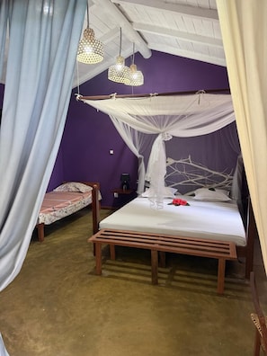 3 bedrooms, WiFi, bed sheets