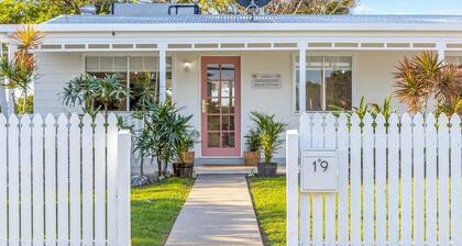 Farnborough Beach Cottage