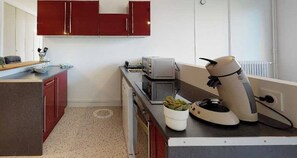 Private kitchen - Private Room in a Shared Flat - Lyon 8 e (Lyon)