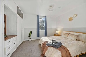 5 bedrooms, iron/ironing board, travel cot, WiFi