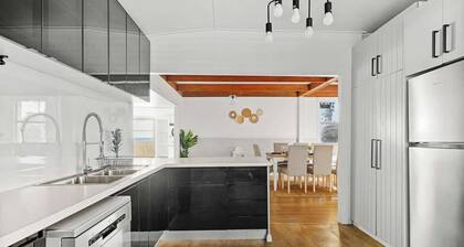 Seednest Spacious Family Home BBQ &Large Dining