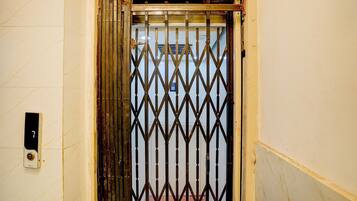 House | Bahagian dalam