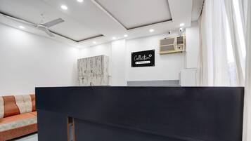 House | Reception