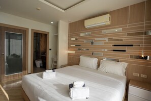 Room - 2-bedroom apartment in Rawai (ตำบล ราไวย์)