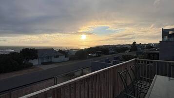 House, 3 Bedrooms, Smoking, Balcony | Balcony