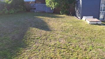 House, 3 Bedrooms, Smoking, Balcony | Property grounds