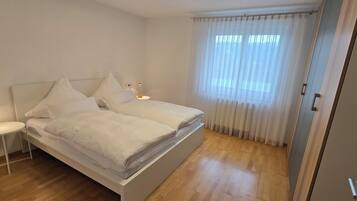2 Schlafzimmer, Internetzugang, Bettwäsche