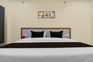 1 bedroom - Deluxe Parvathipuram Railway Station Rd (Parvathipuram)