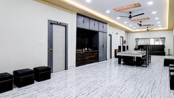 House | Dining