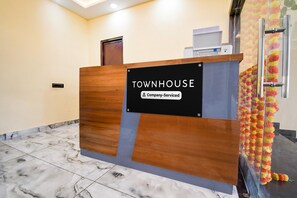 House | Reception