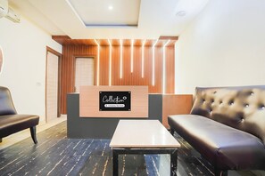 House | Reception
