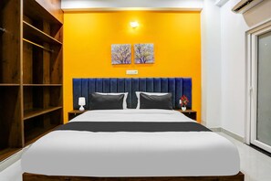 House | 1 bedroom - Deluxe Townhouse Sector 69 Gurgaon (Gurugram)