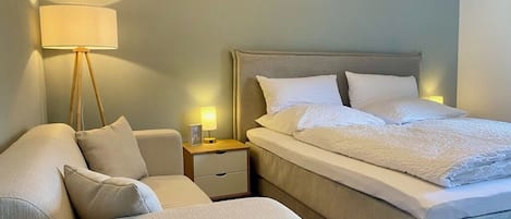 1 bedroom, iron/ironing board, free WiFi, bed sheets