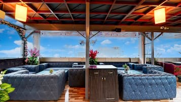 Casa | Lobby