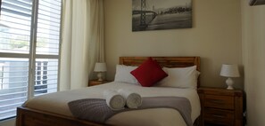 2 Schlafzimmer, Bügeleisen/Bügelbrett, Internetzugang, Bettwäsche
