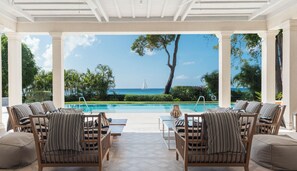 Pool - Villa Tamarindo - by ZenBreak (Holetown)