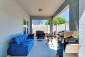 Terrace/patio - Nature, Disney & More! Family Home in Groveland (Groveland)