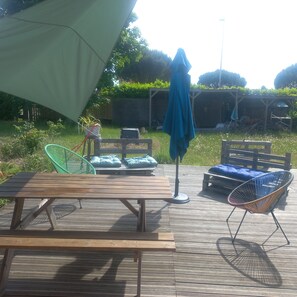 Outdoor dining - House with studio 8people (Linxe)