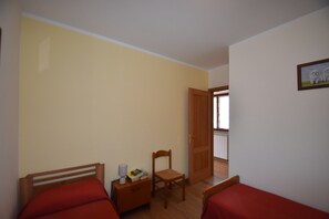 House - In the Peaceful Hillside Village of Aurano (Aurano)