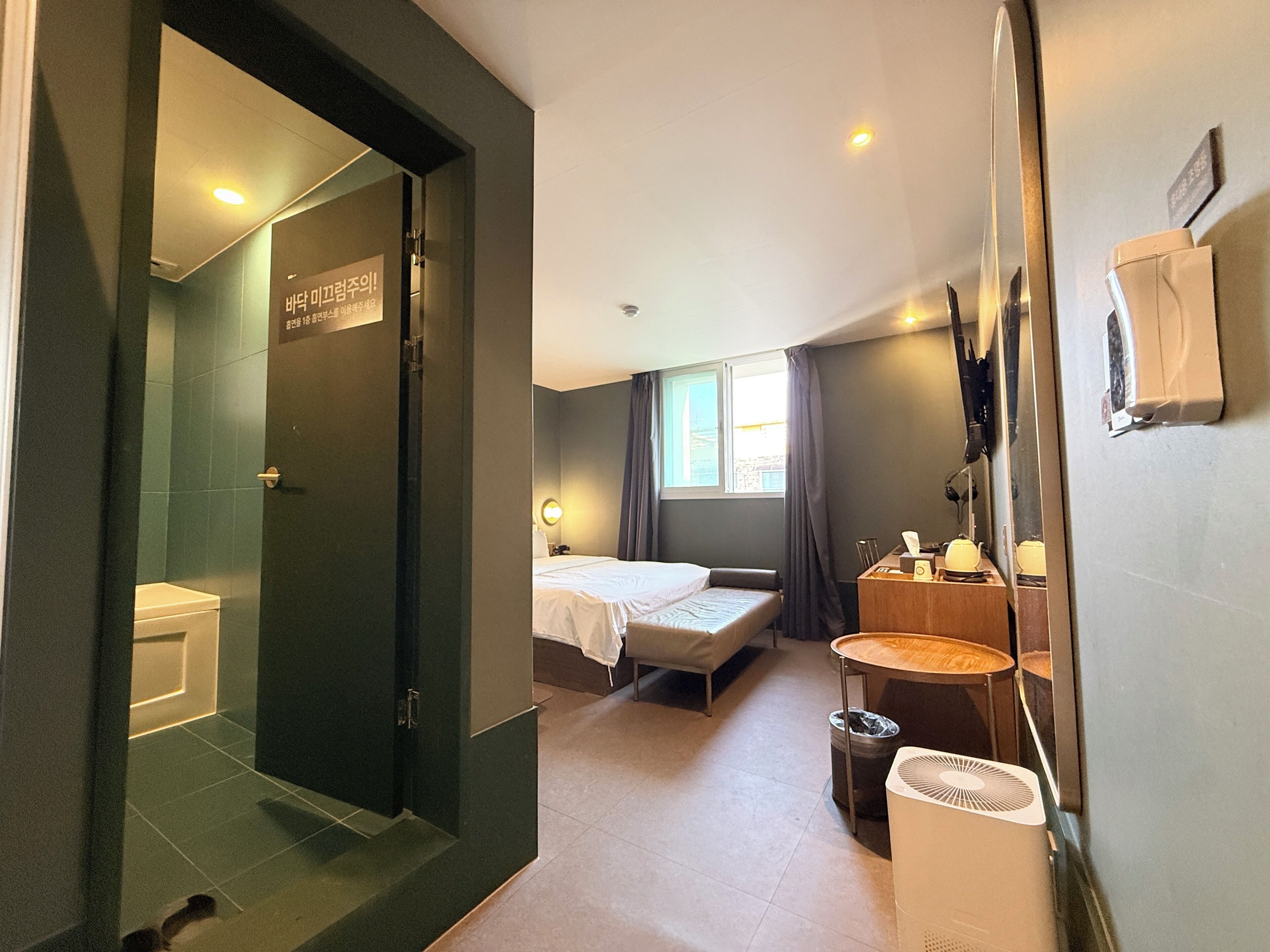 Premium Double Room | Free WiFi