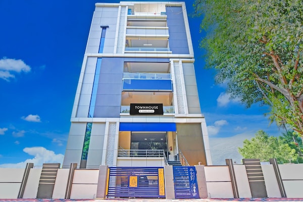 Suite Oyo Dwarakanagar Near Gurudwara - Odisha