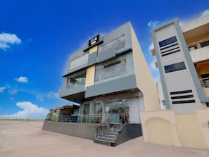 House | Exterior - Deluxe Bheemili Beach Visakhapatnam (Bhimunipatnam)