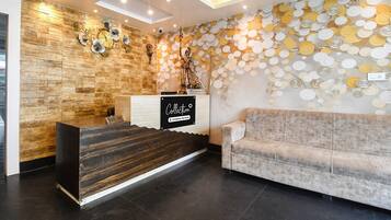 House | Reception