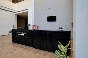 Rumah | Resepsionis