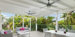 Outdoor dining - Royal Westmoreland Cassia Heights 29 - by ZenBreak (Royal Westmoreland,)