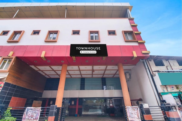 Suite Gajuwaka Near Cmr Mall - Visakhapatnam