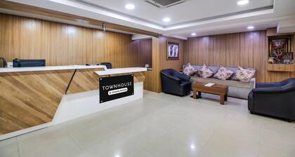 Suite Gajuwaka Near CMR Mall