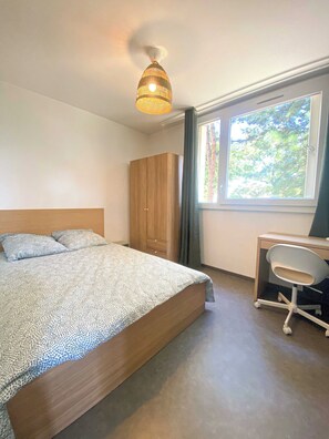 Apartment - Private Room in a Shared Flat - Lyon 8 e (Lyon)