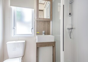 Bathroom - Gold Caravan Accessible. With parking and decking. (Ryde, Nr Bembridge)