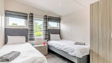 3 bedrooms