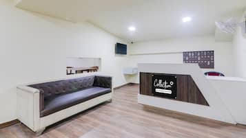 House | Reception