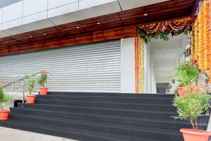 Hus | Reception
