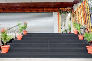 Hus | Reception
