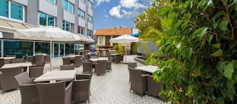 HOTEL MAVİ SÜRMELİ