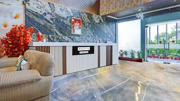 House | Reception