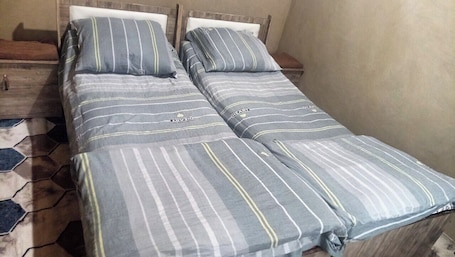 Standard Double Room, Patio. Asraf village guest house