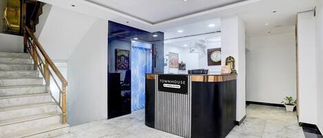 House | Reception