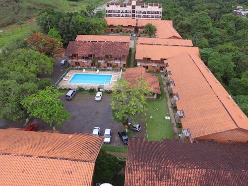 Your Retreat in Ubatuba: Swimming Pool, Comfort, and a Great Location.