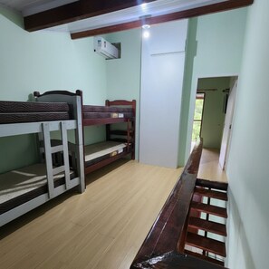 Interior - Your Retreat in Ubatuba: Swimming Pool, Comfort, and a Great Location. (Ubatuba)