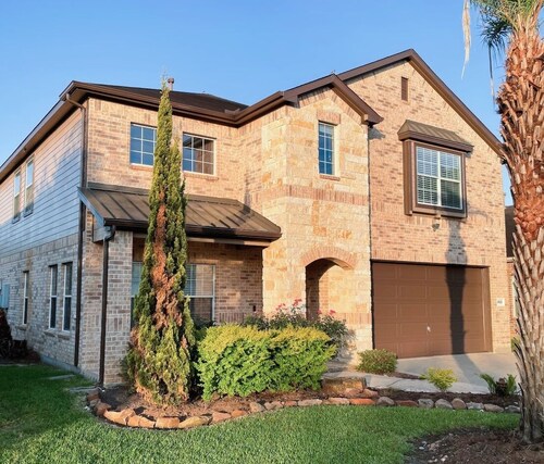 Cozy WaterFront View House in enchanting Katy