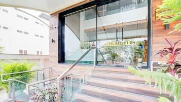 House | Reception
