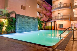 House | Pool - Deluxe Tropicana Beach Resort (Kanthi)